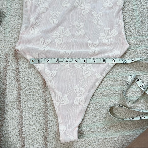 NWT LC Lizette Collection Pastel Pink Bow Bodysuit Square Neck Size Medium - Picture 10 of 11